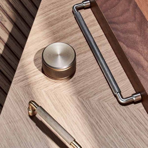 H2305 Textured Cabinetry Handle, 4 sizes, 3 x colours – HAFELE HOME